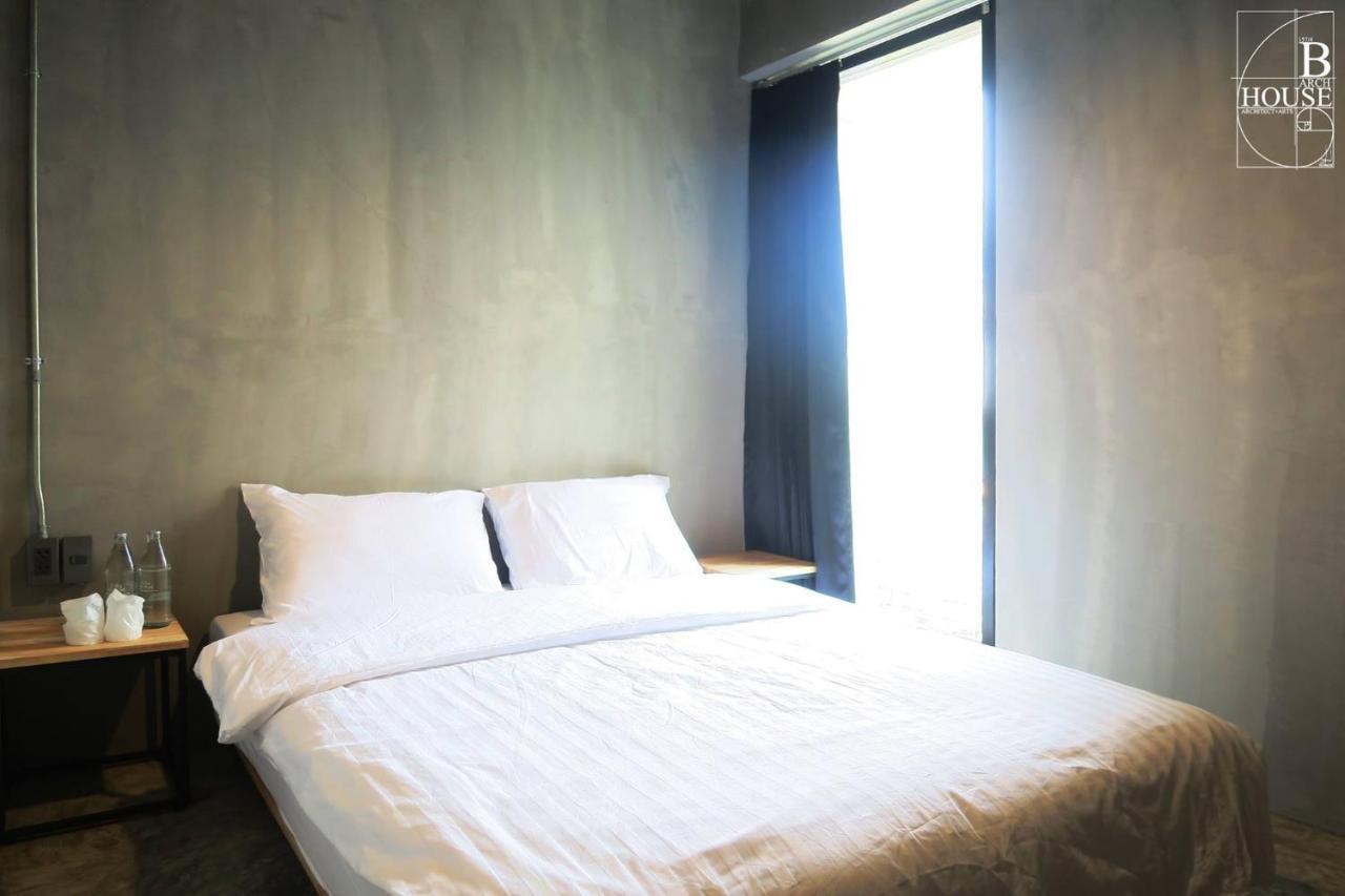 B Arch House Hotel And Cafe Ll No Parking Ll Chiang Mai Eksteriør bilde