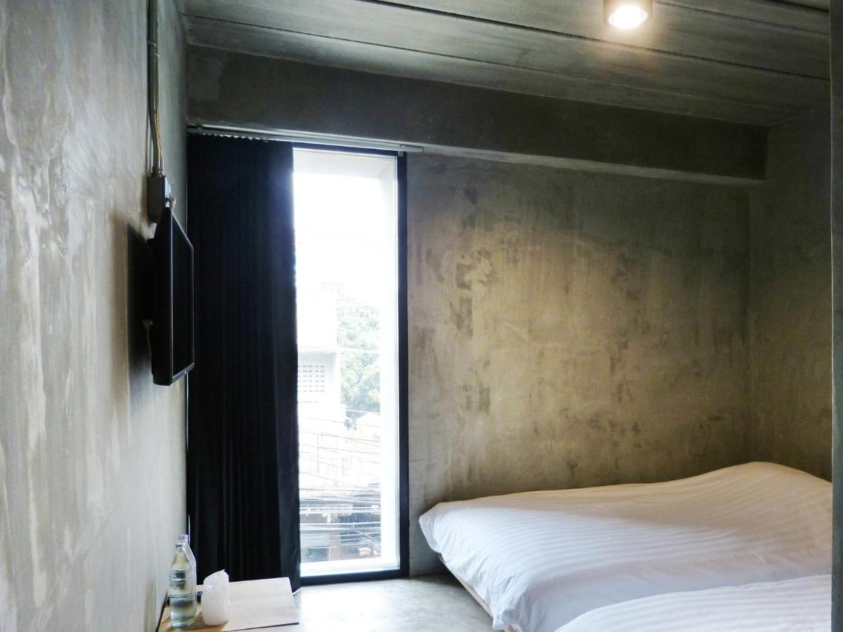 B Arch House Hotel And Cafe Ll No Parking Ll Chiang Mai Eksteriør bilde
