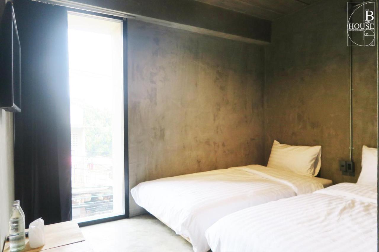B Arch House Hotel And Cafe Ll No Parking Ll Chiang Mai Eksteriør bilde