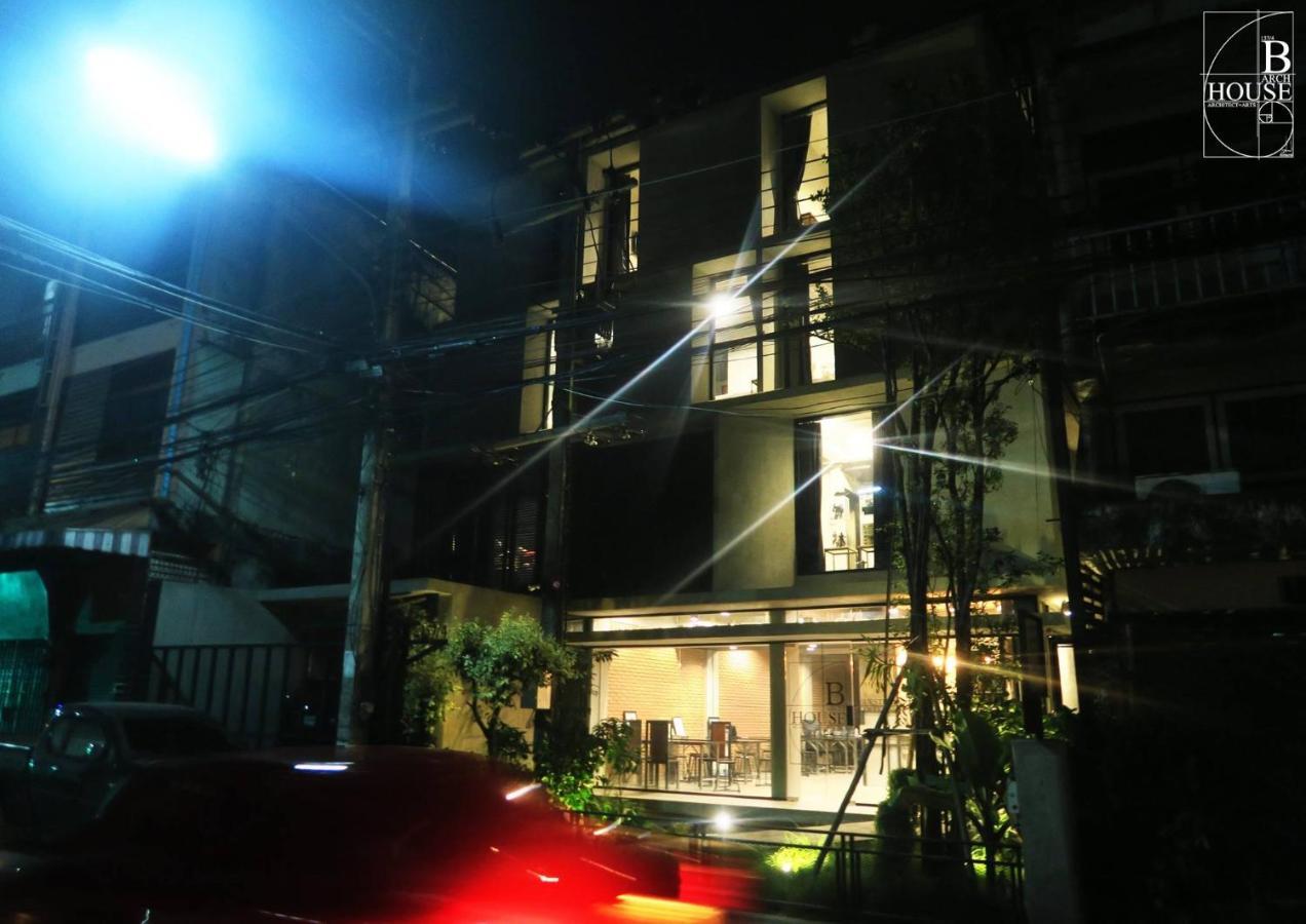 B Arch House Hotel And Cafe Ll No Parking Ll Chiang Mai Eksteriør bilde